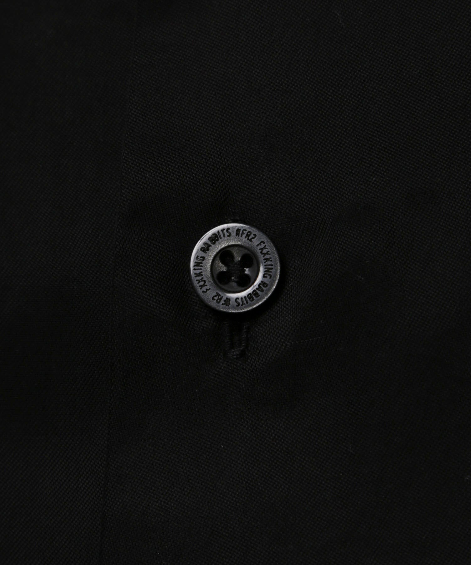 ラビットミーティングアップリケカットソー Embroidery Rabbit Head Shirt – #FR2