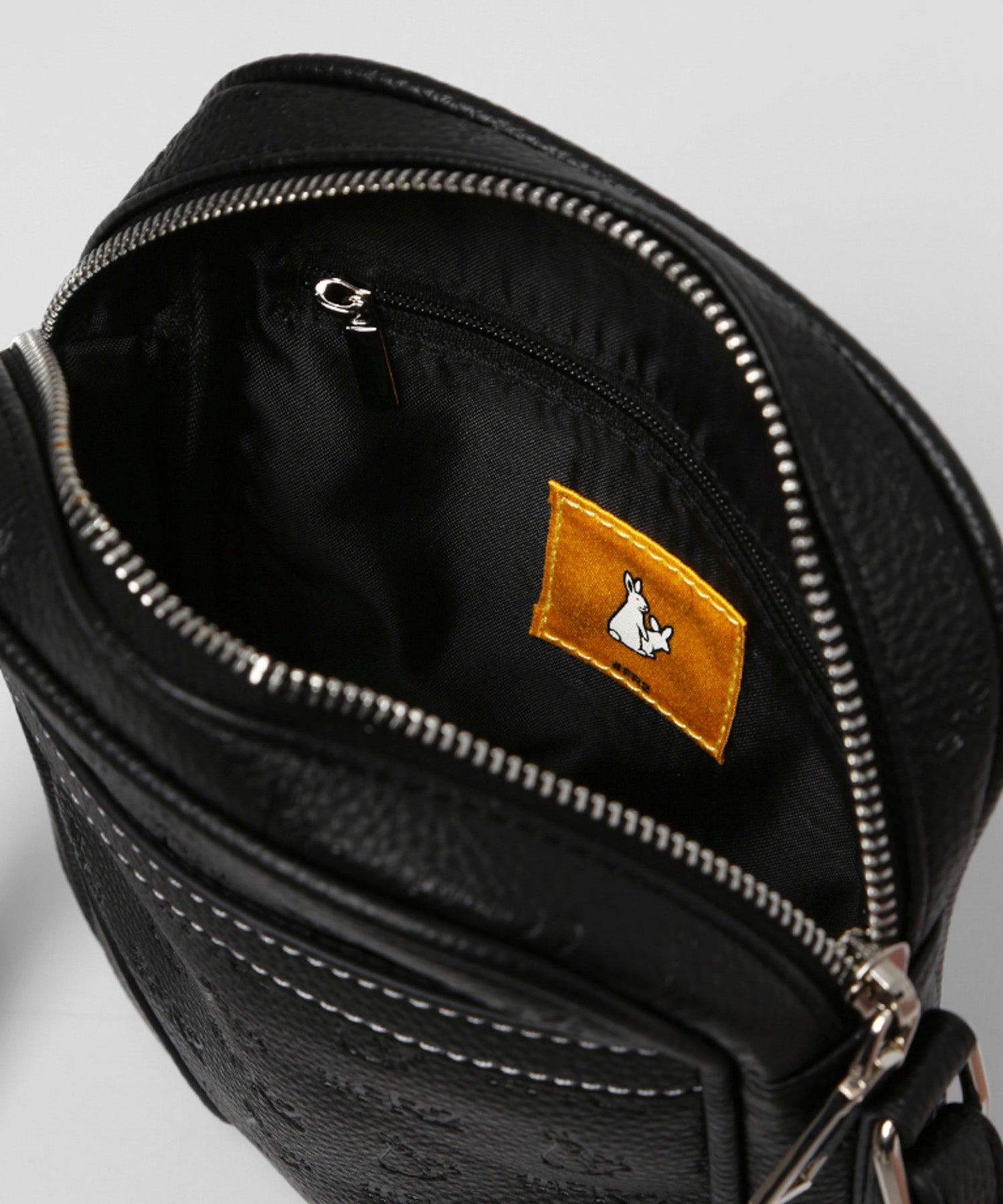 Logo Icon Emboss Shoulder Bag – #FR2